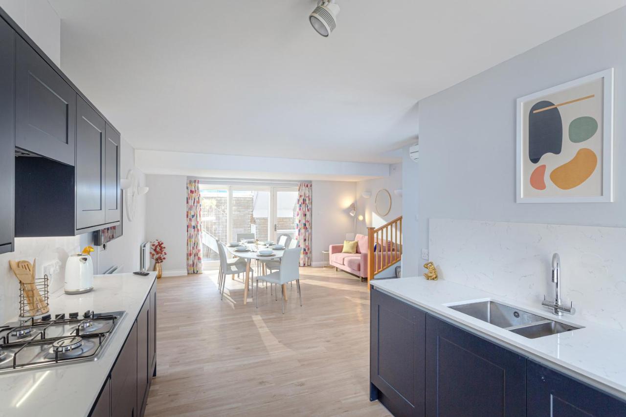 3 Bedroom Jesus Green Townhouse With Parking Cambridge  Bagian luar foto